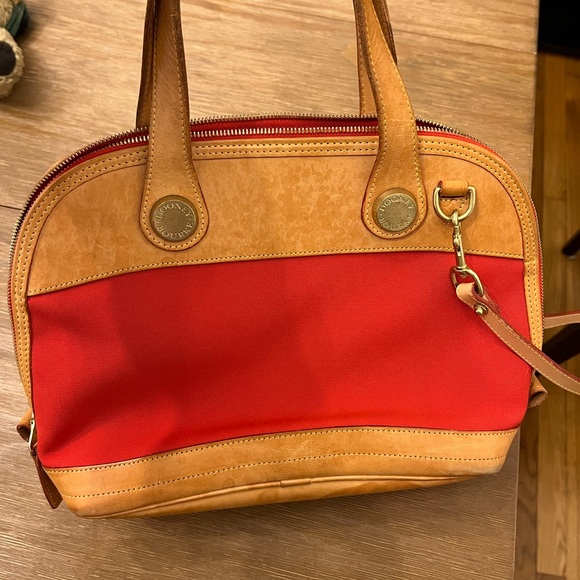 VINTAGE RARE red and leather Dooney and Bourke handbag with crossbody strap - Picture 8 of 16